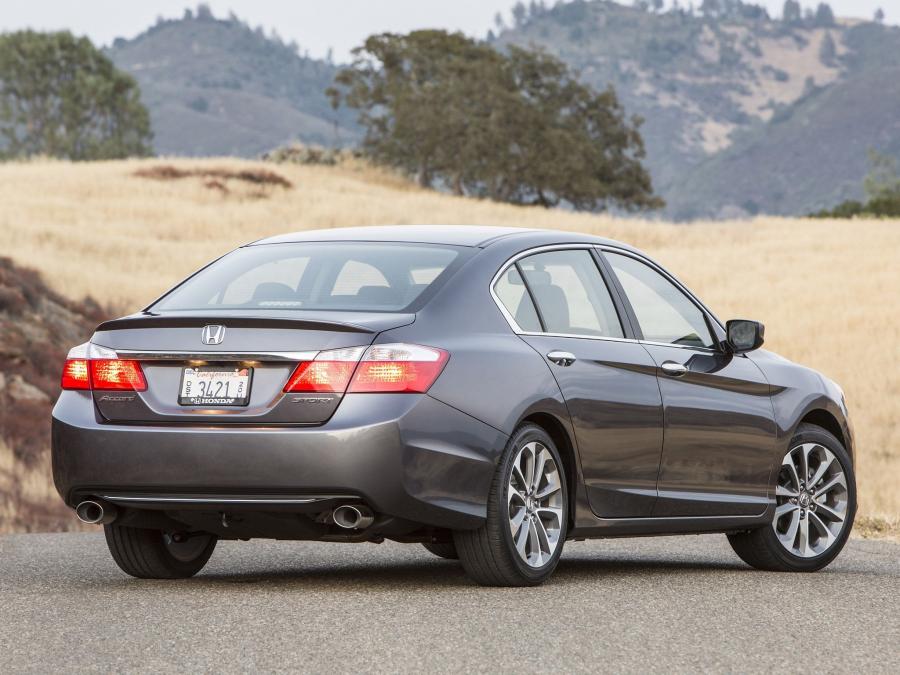  Honda Accord Sport Sedan 2013 года  (фото 129 из 147)